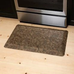 Outlet ๐งจ Emeril Lagasse 31" x 19" Damask Kitchen Mat Beige/Brown ๐