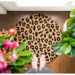 Deals 🔥 Leopard Doormat - Shiraleah 🎁