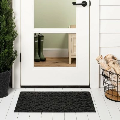 Best deal 🧨 1'6"x2'6" Diamond Utility Mat Rug Black - Mohawk ⭐