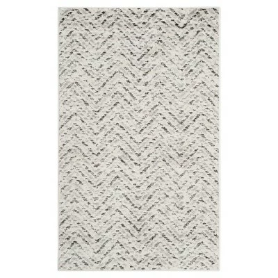 Best deal 🤩 Adirondack Chevron Area Rug - Safavieh ⭐ - Image 4