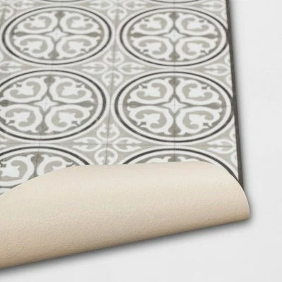 Brand new 🎉 Medallion Tile Vinyl Accent Mat - Threshold™ 🌟 - Image 3