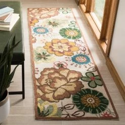 Wholesale 👏 Hooked Floral Area Rug Ivory/Red/Brown/Green - Safavieh 😉
