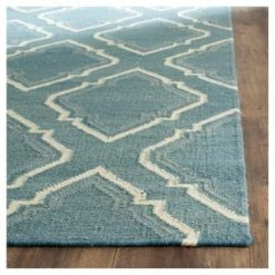 Brand new 👍 Kaitlin Dhurrie Rug - Safavieh 🎁