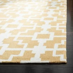 Buy 🛒 Gold/Ivory Geometric Hooked Runner 2'3"x8' - Safavieh ❤️